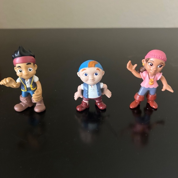 Disney’s Jake and Neverland Pirates Land Sail Wagon. - Picture 13 of 16